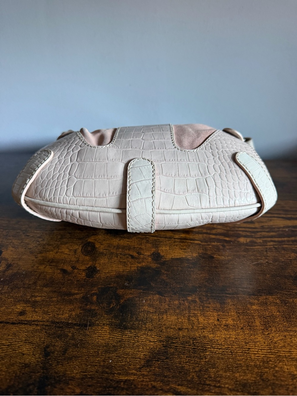 Vintage Valentino Garavani Cream Shoulder Bag – Excellent Condition - Picture 12 of 16